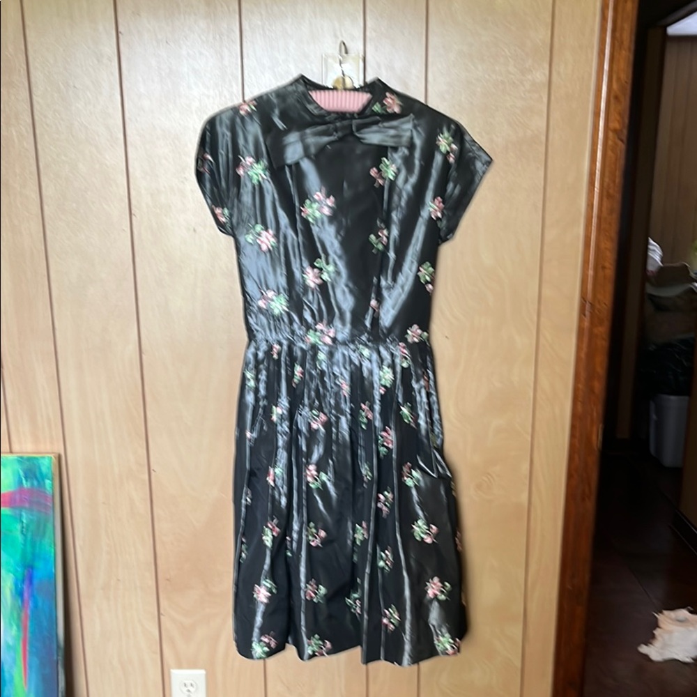 Vintage Black Floral Taffeta dress Size 6